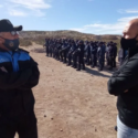La policía de Chubut se entrena con cánticos amenazantes contra los piqueteros